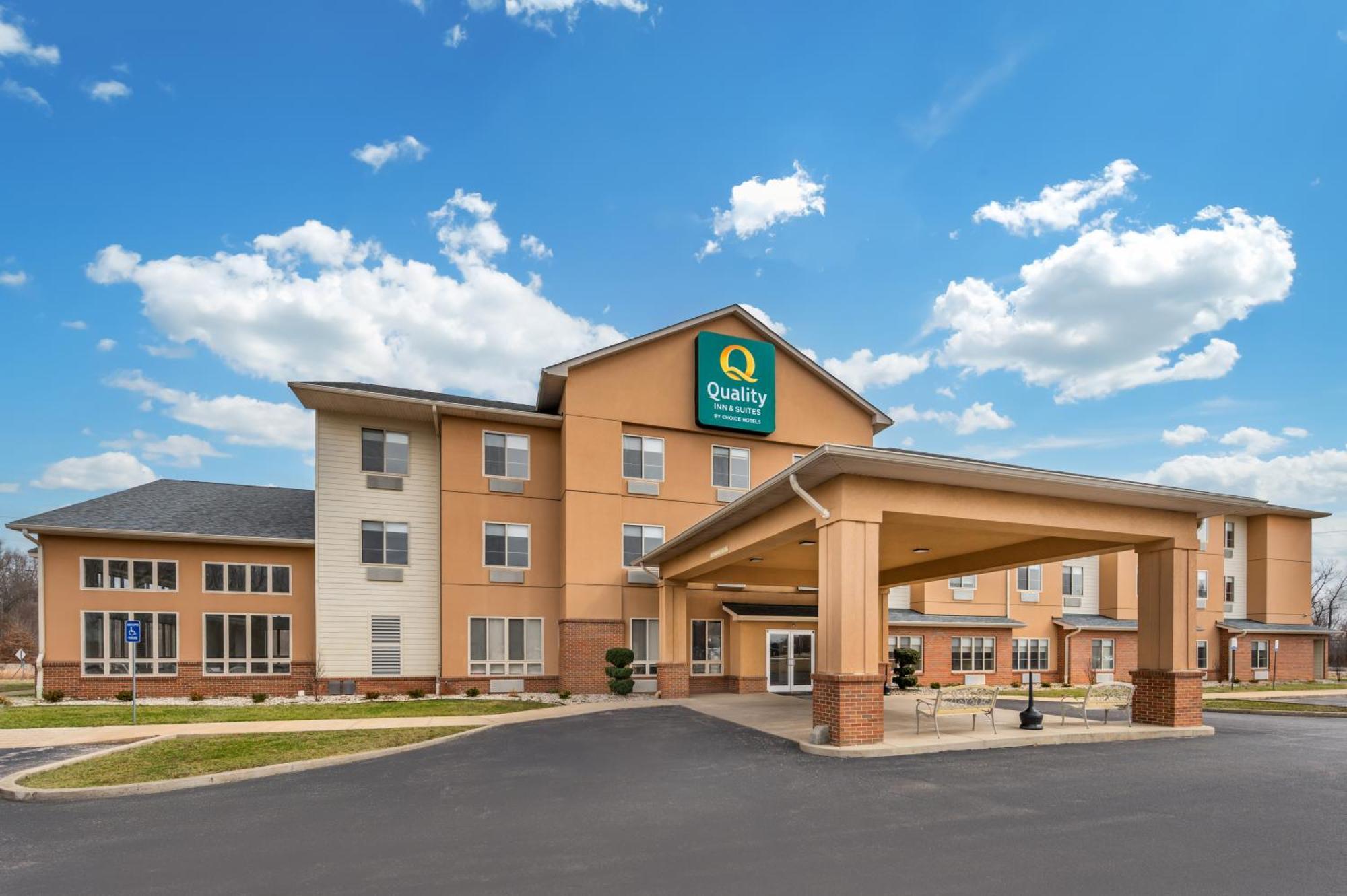 Quality Inn & Suites Rockport-Owensboro North Gold Award Winner Exterior photo